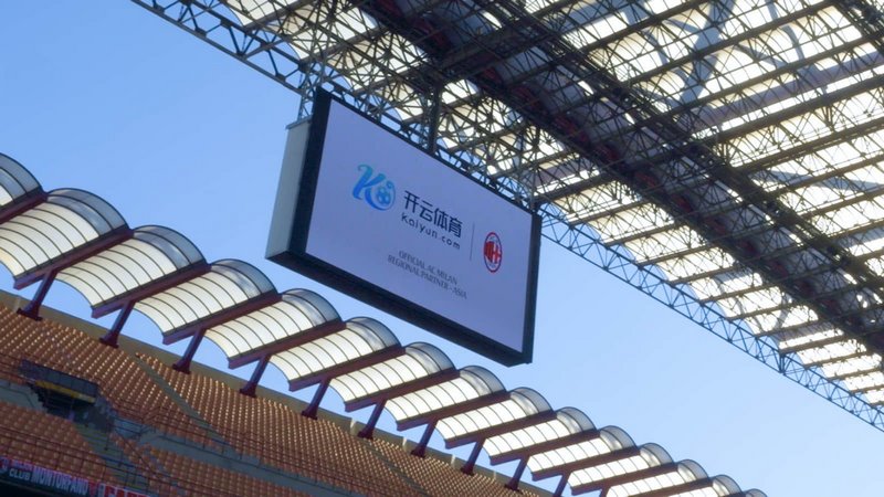 攜手登場
