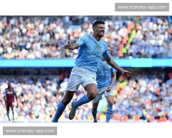 格伊高空争抢成功率居曼城队内前列 定位球防守获重要补充